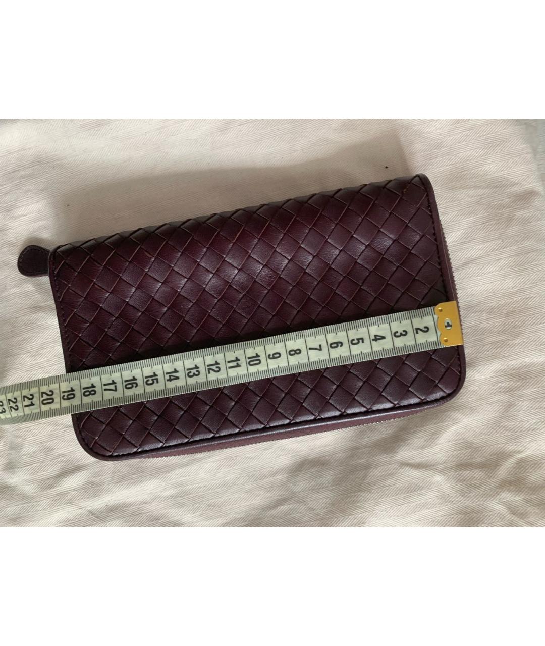 BOTTEGA VENETA Бордовый кожаный кошелек, фото 6