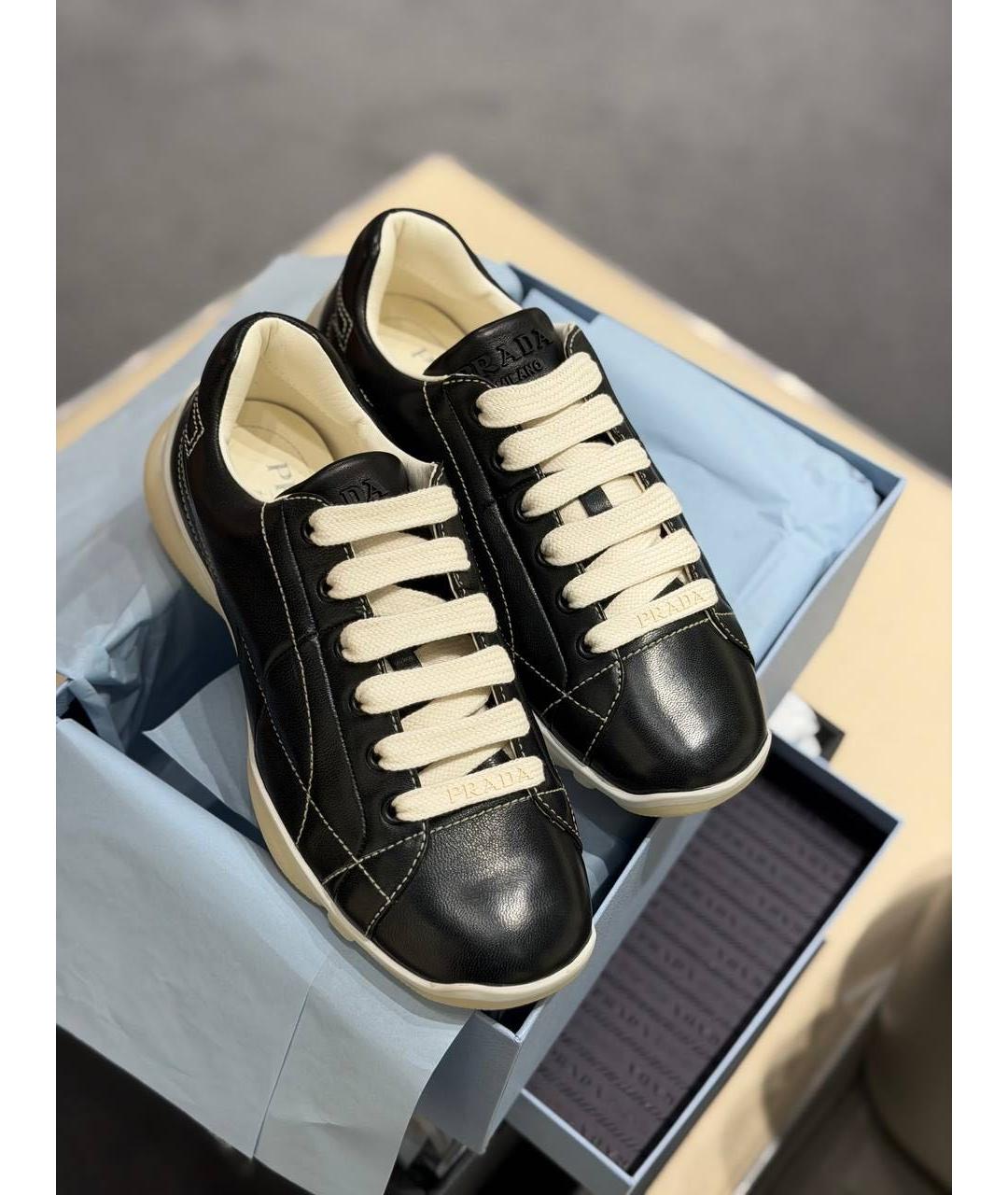 PRADA Черные кожаные кеды, фото 2