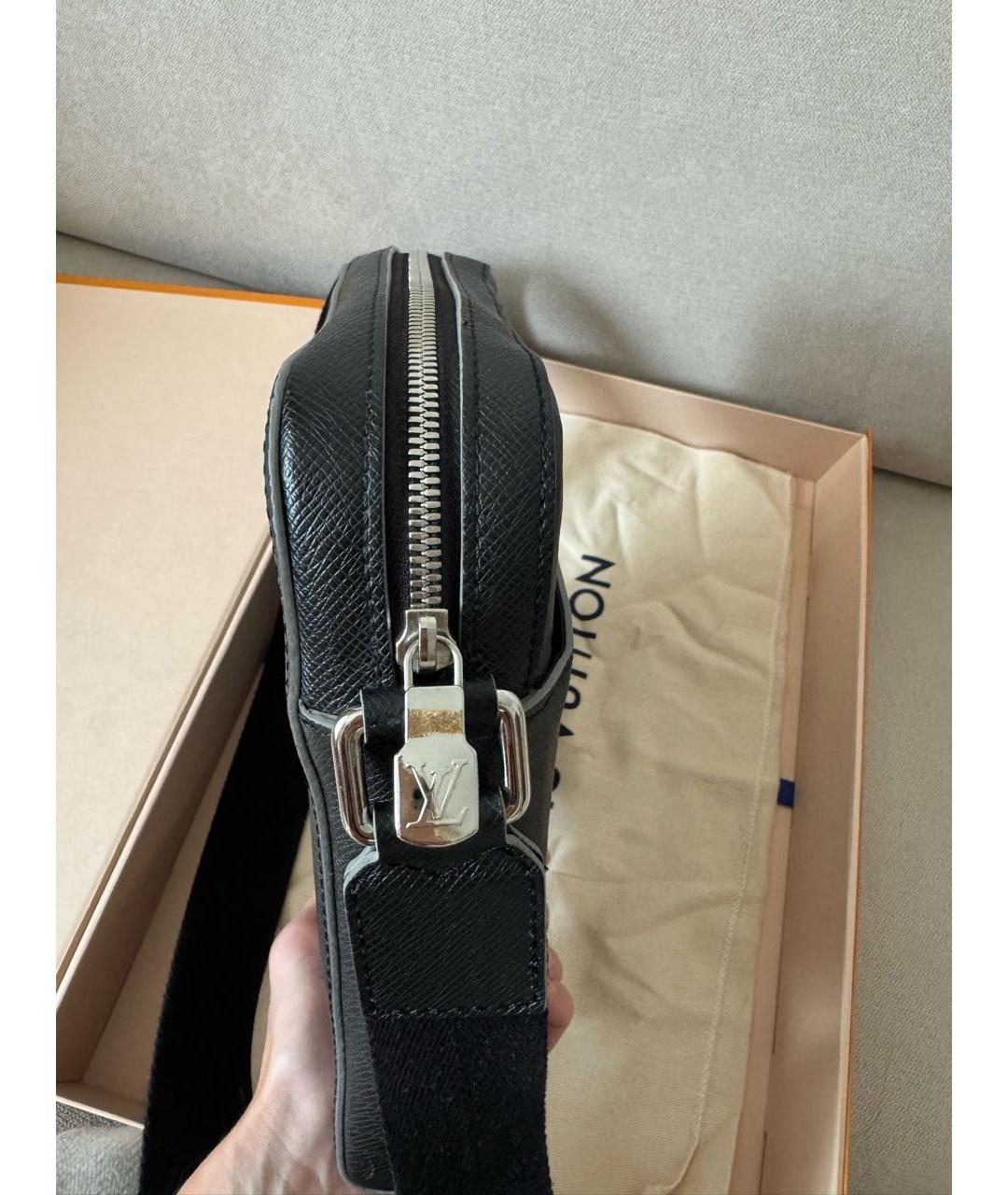 LOUIS VUITTON Черная кожаная сумка на плечо, фото 3