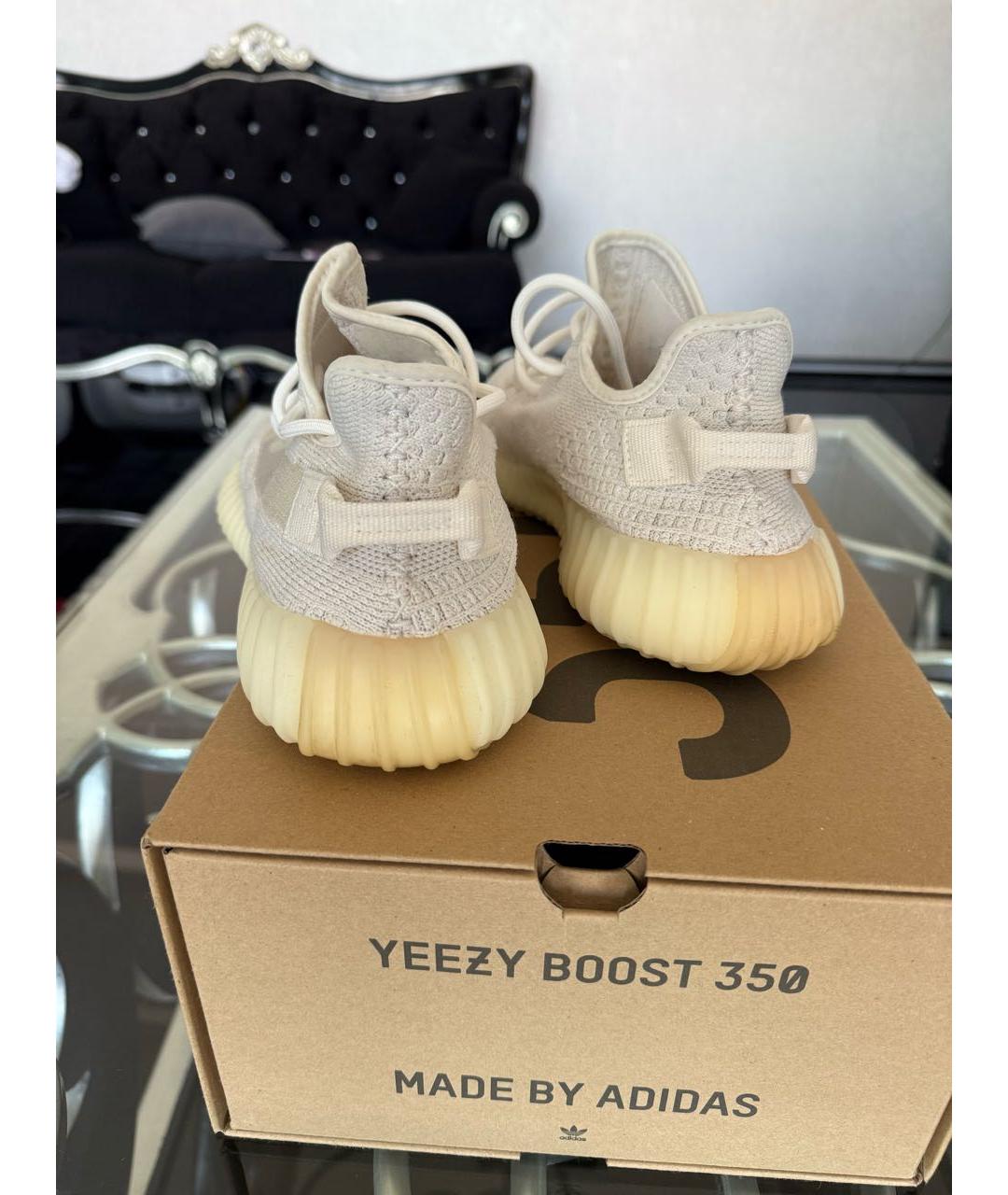 ADIDAS YEEZY Белые текстильные низкие кроссовки / кеды, фото 4
