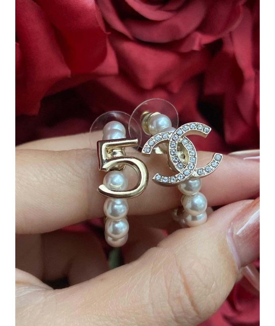 CHANEL Бежевые серьги, фото 5
