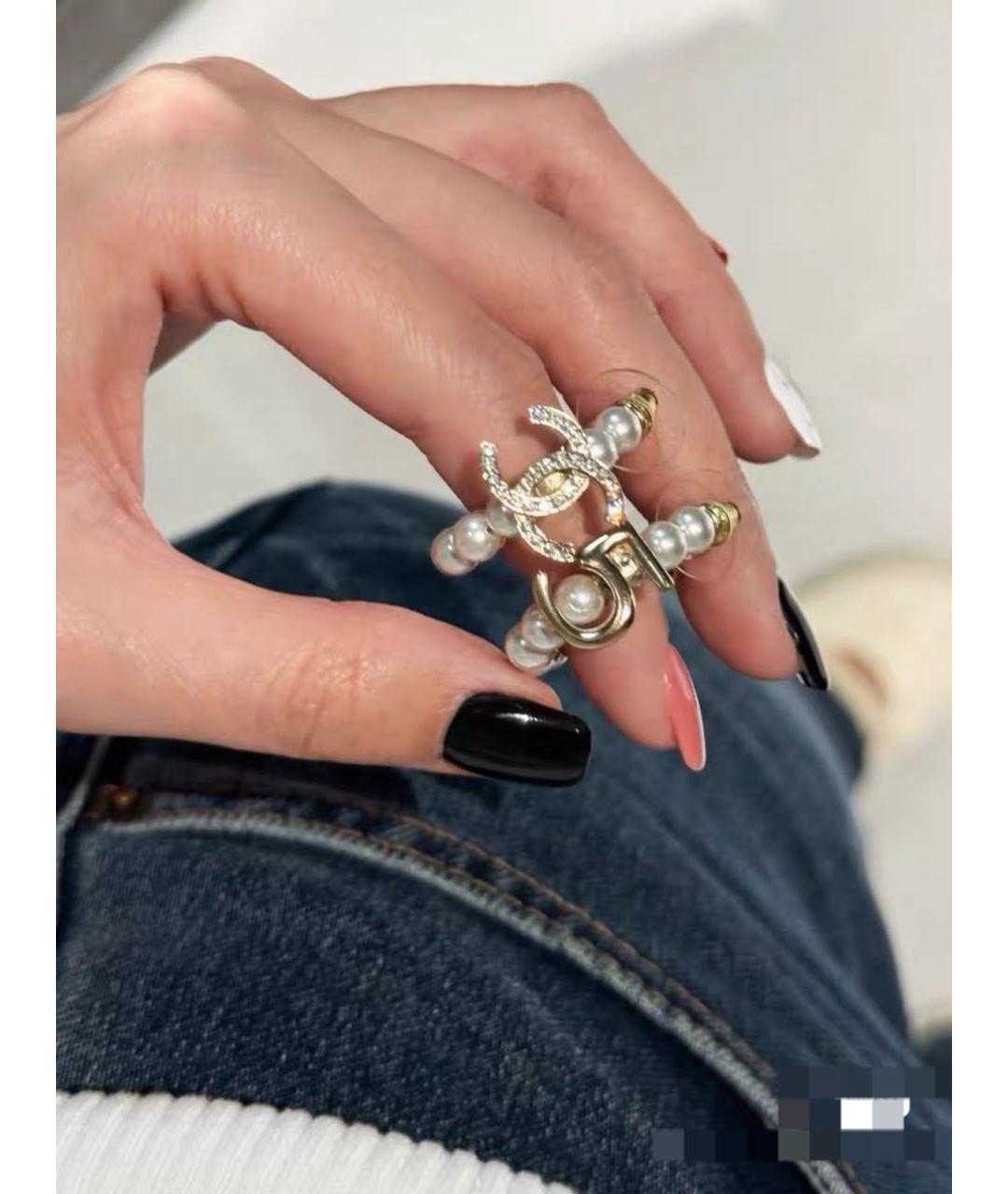 CHANEL Бежевые серьги, фото 2