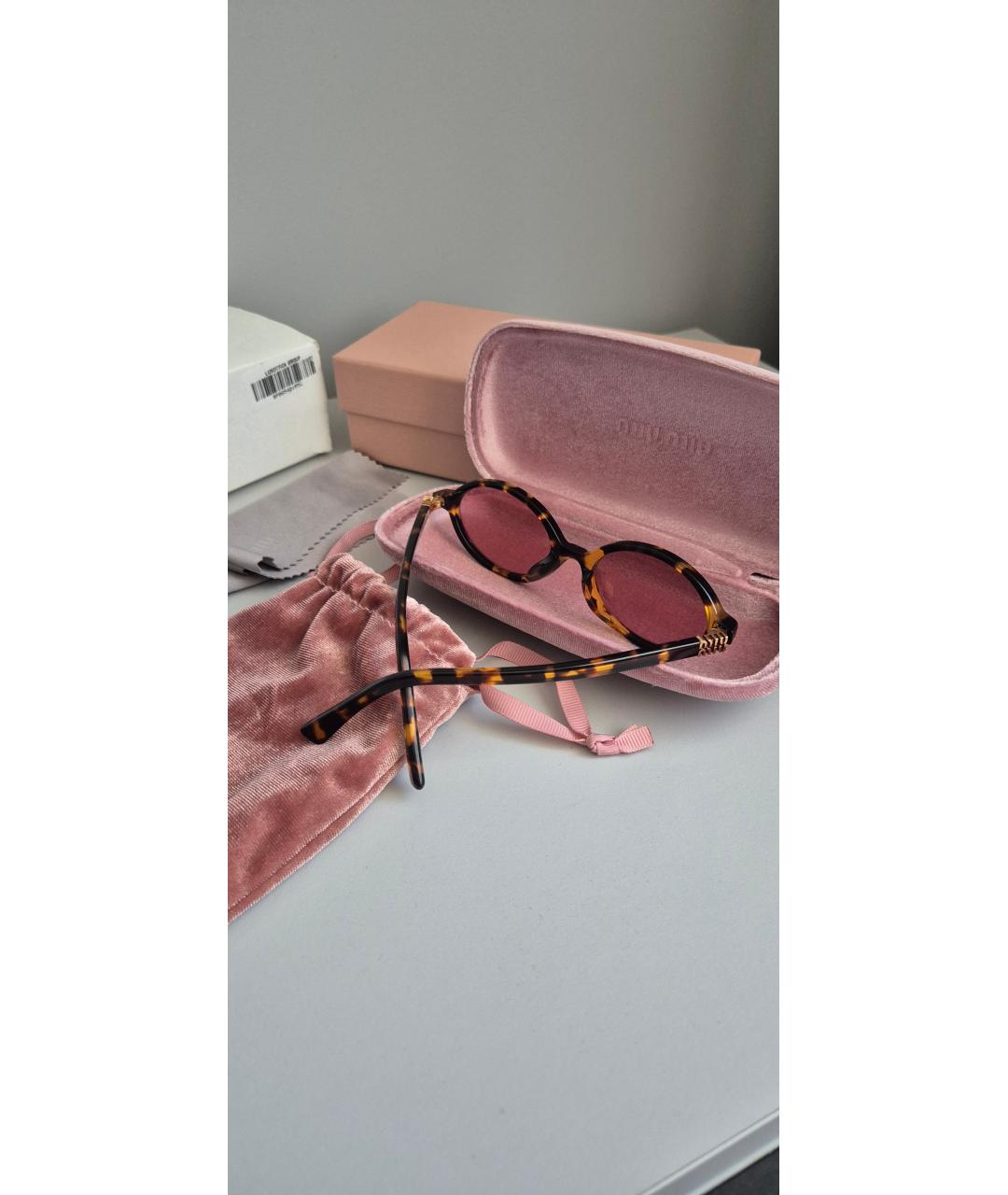 MIU MIU Коричневые пластиковые солнцезащитные очки, фото 4