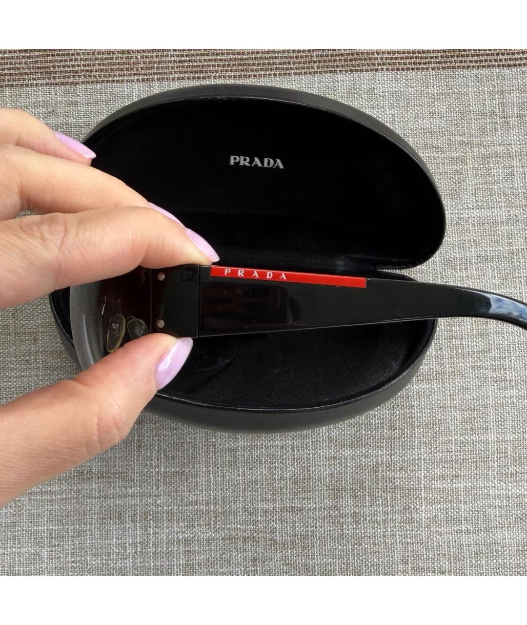 PRADA Черные пластиковые солнцезащитные очки, фото 2
