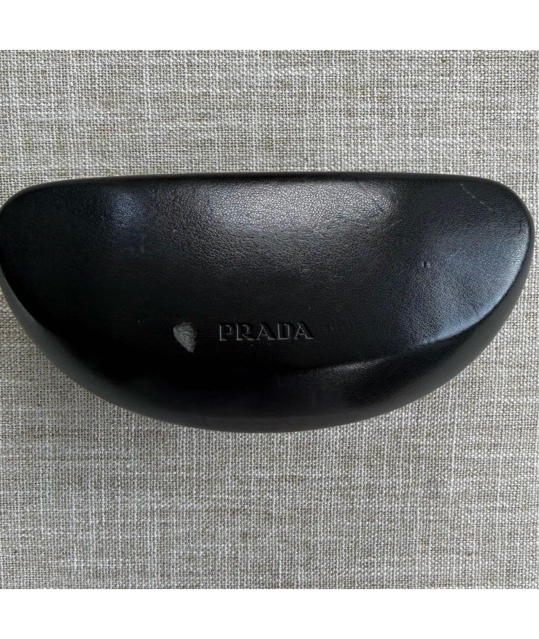 PRADA Черные пластиковые солнцезащитные очки, фото 3