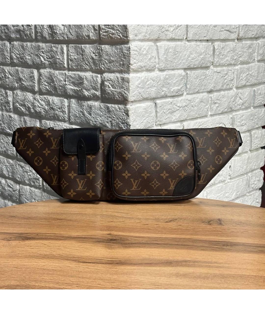 LOUIS VUITTON Коричневая поясная сумка, фото 4