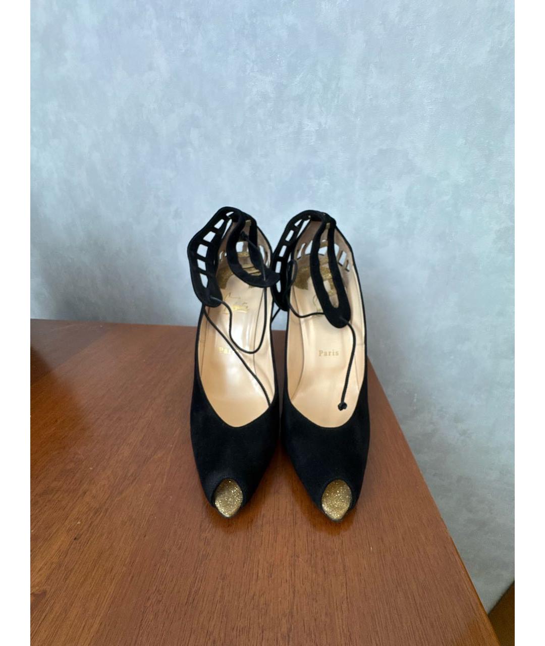 CHRISTIAN LOUBOUTIN Черные замшевые туфли, фото 2