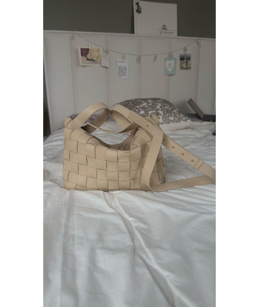 BOTTEGA VENETA Бежевая кожаная сумка тоут, фото 9