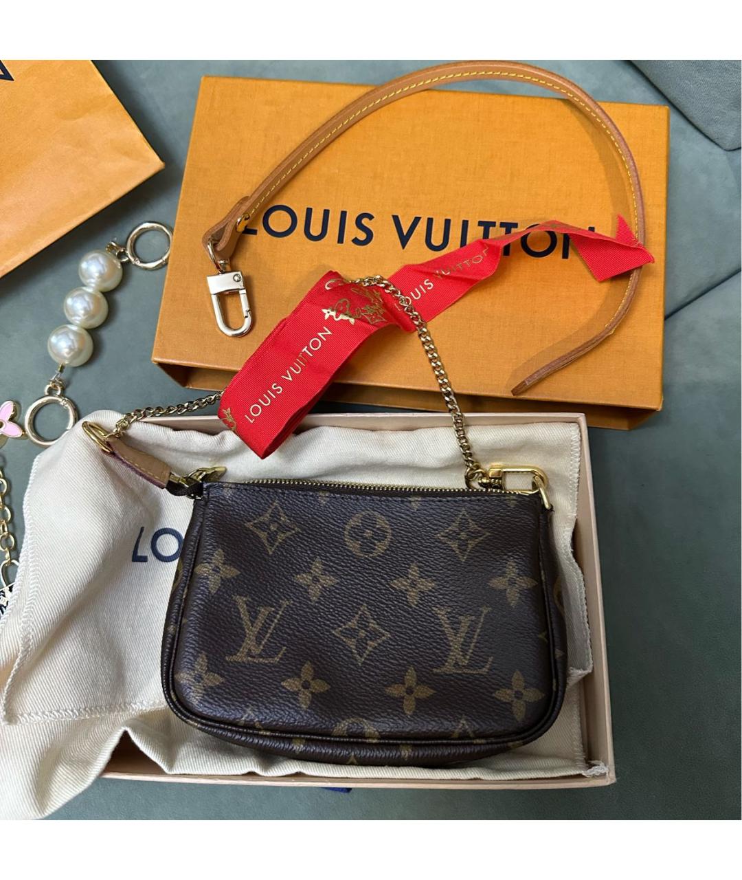 LOUIS VUITTON Коричневая кожаная сумка с короткими ручками, фото 2