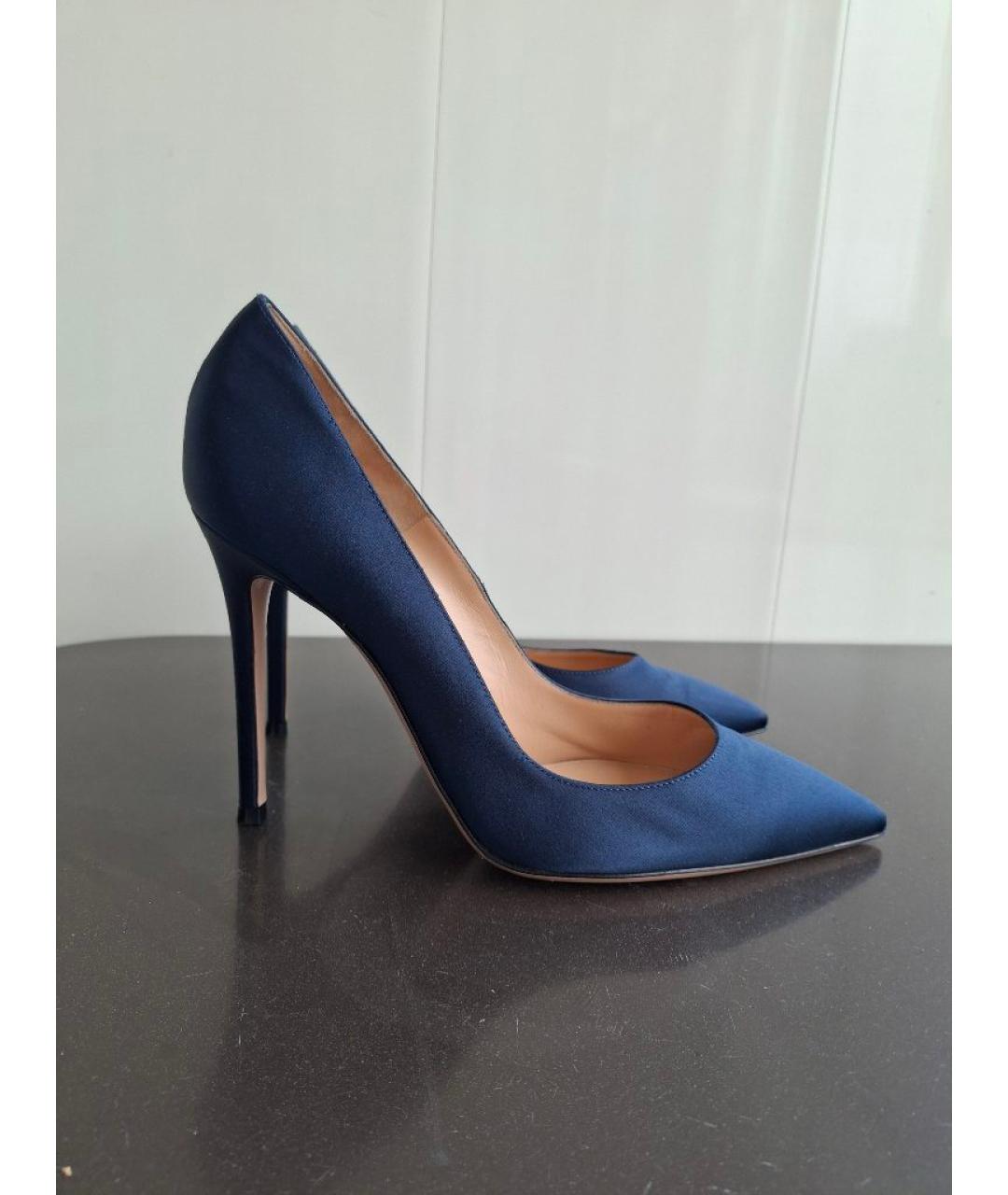 GIANVITO ROSSI Темно-синие текстильные туфли, фото 4