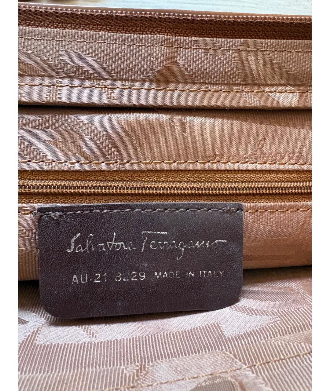 FERRAGAMO Коричневая кожаная сумка тоут, фото 3