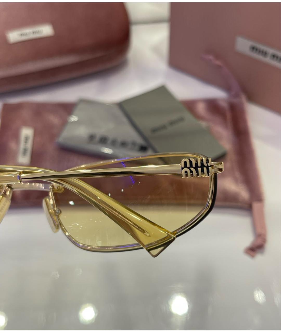 MIU MIU Золотые металлические солнцезащитные очки, фото 5