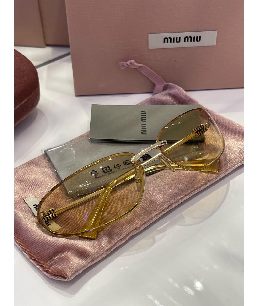 MIU MIU Золотые металлические солнцезащитные очки, фото 7