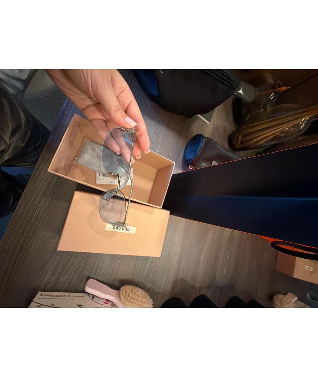 MIU MIU Золотые металлические солнцезащитные очки, фото 4