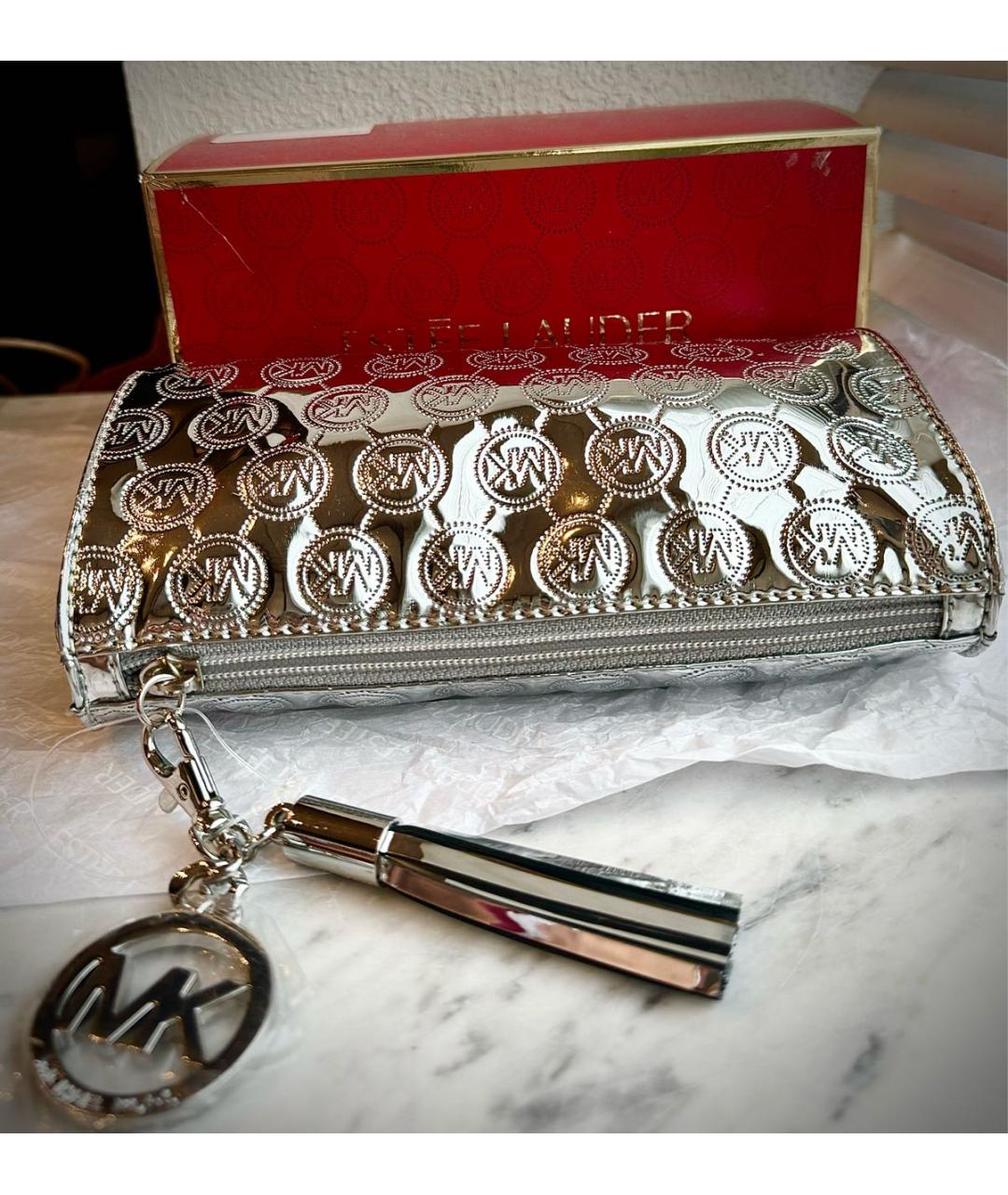 MICHAEL KORS Серебряная косметичка из искусственной кожи, фото 3