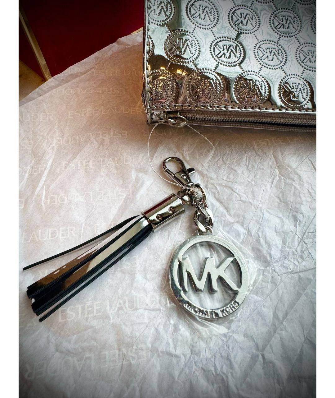 MICHAEL KORS Серебряная косметичка из искусственной кожи, фото 6