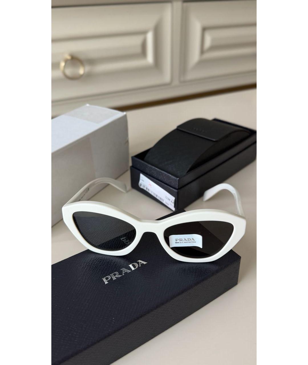 PRADA Белые пластиковые солнцезащитные очки, фото 3