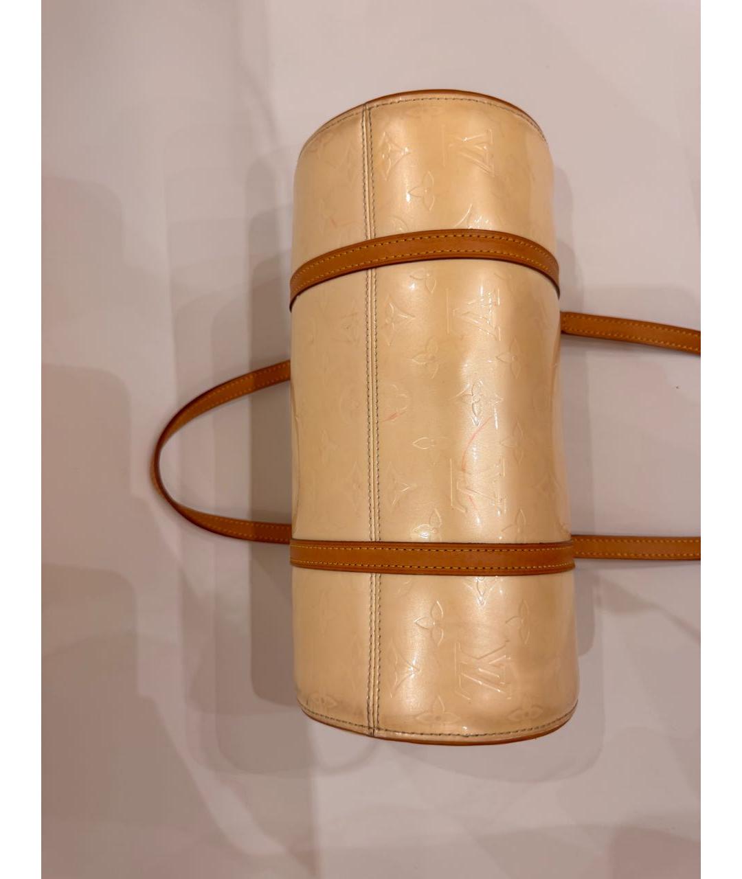 LOUIS VUITTON Бежевая сумка с короткими ручками из лакированной кожи, фото 5
