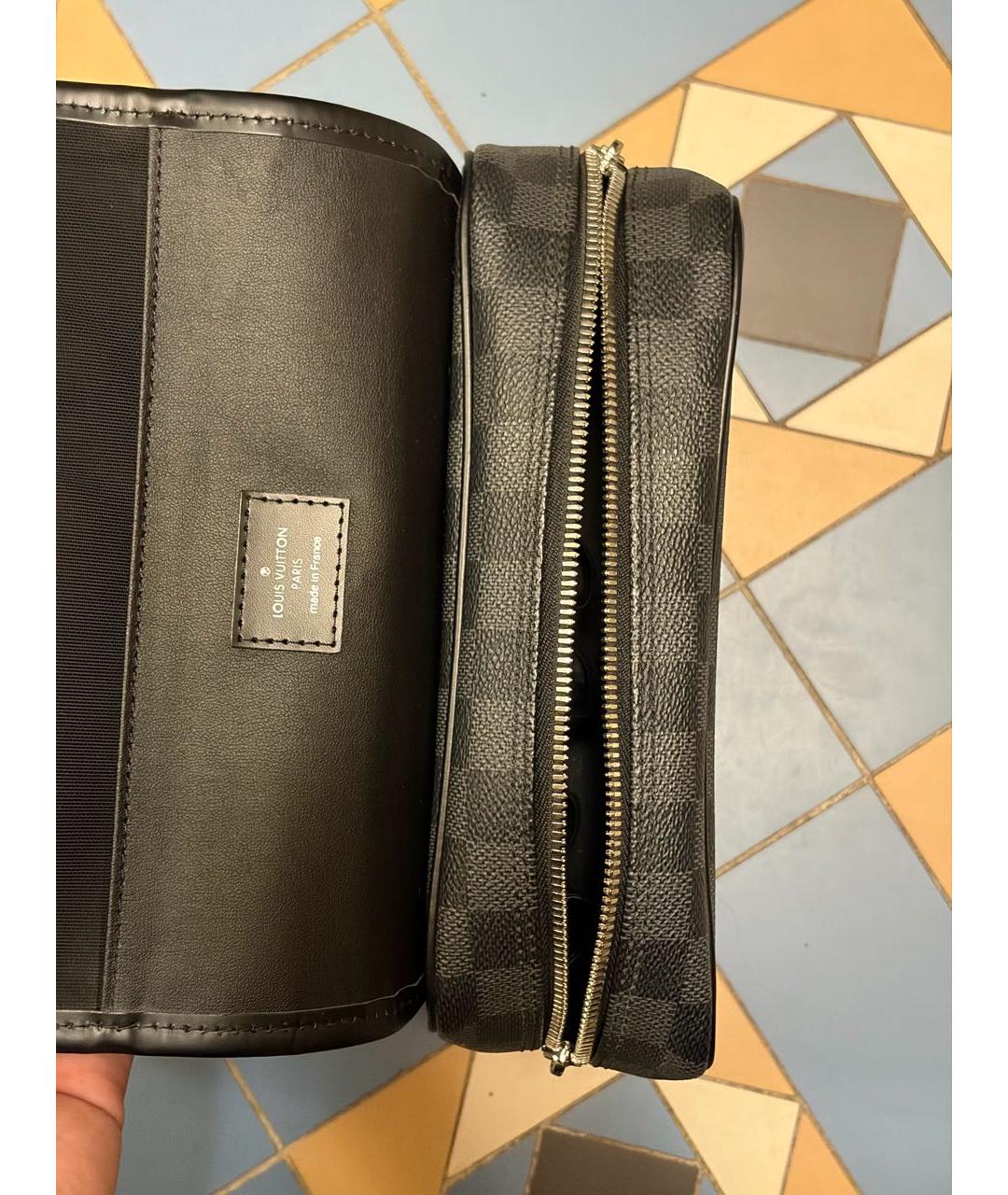 LOUIS VUITTON Черная косметичка, фото 7