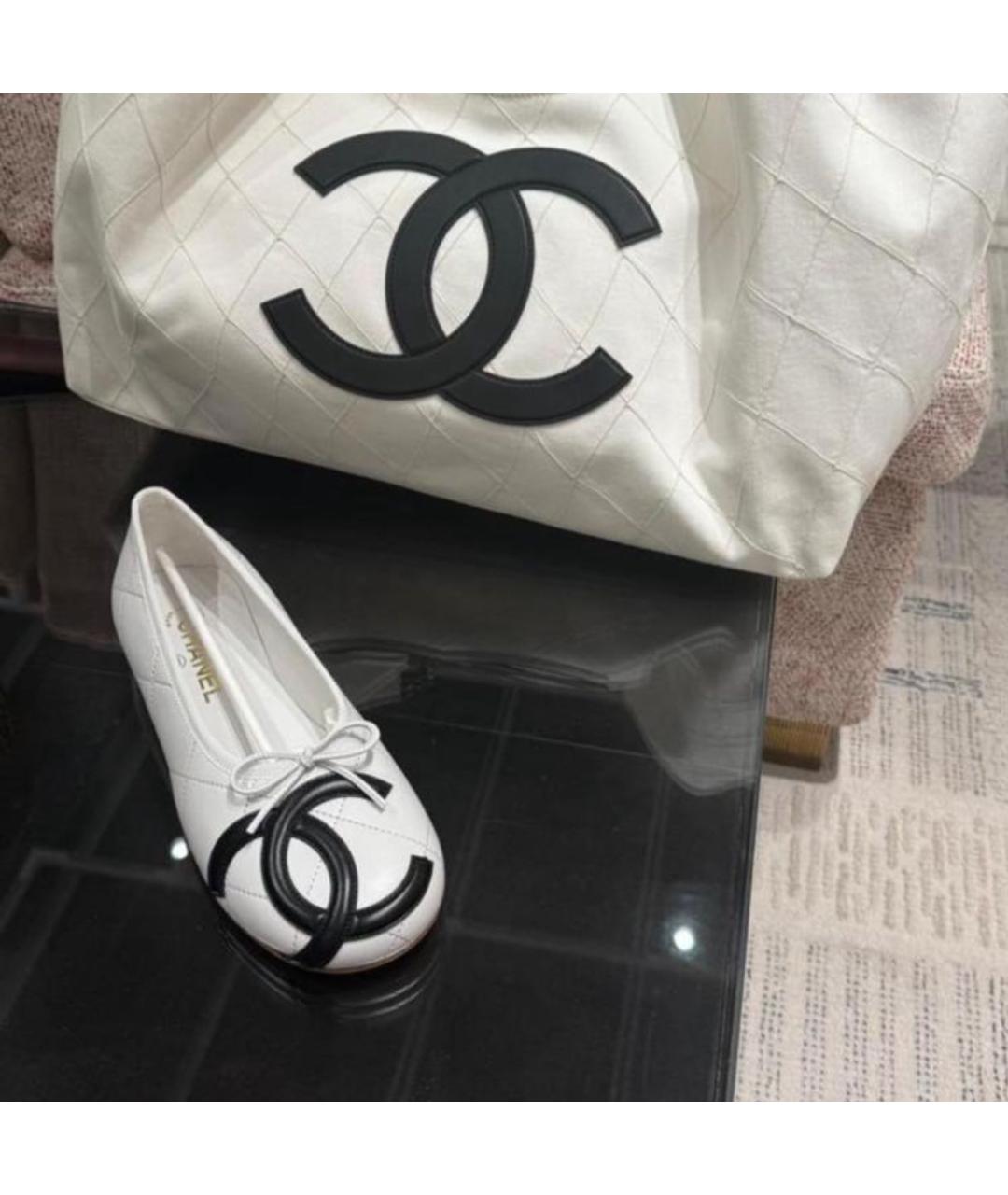 CHANEL Белые кожаные балетки, фото 4