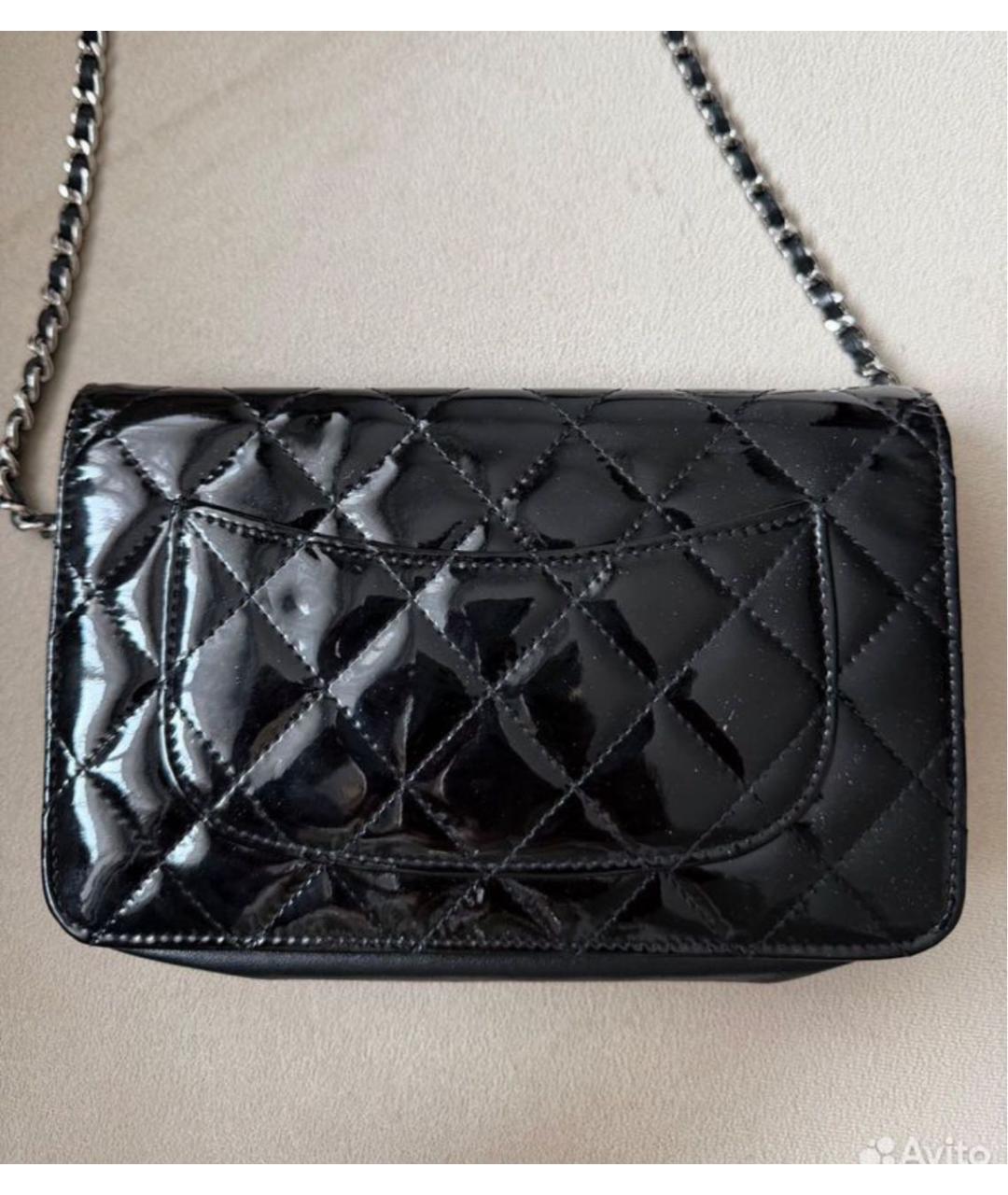 CHANEL Черная сумка через плечо из лакированной кожи, фото 6