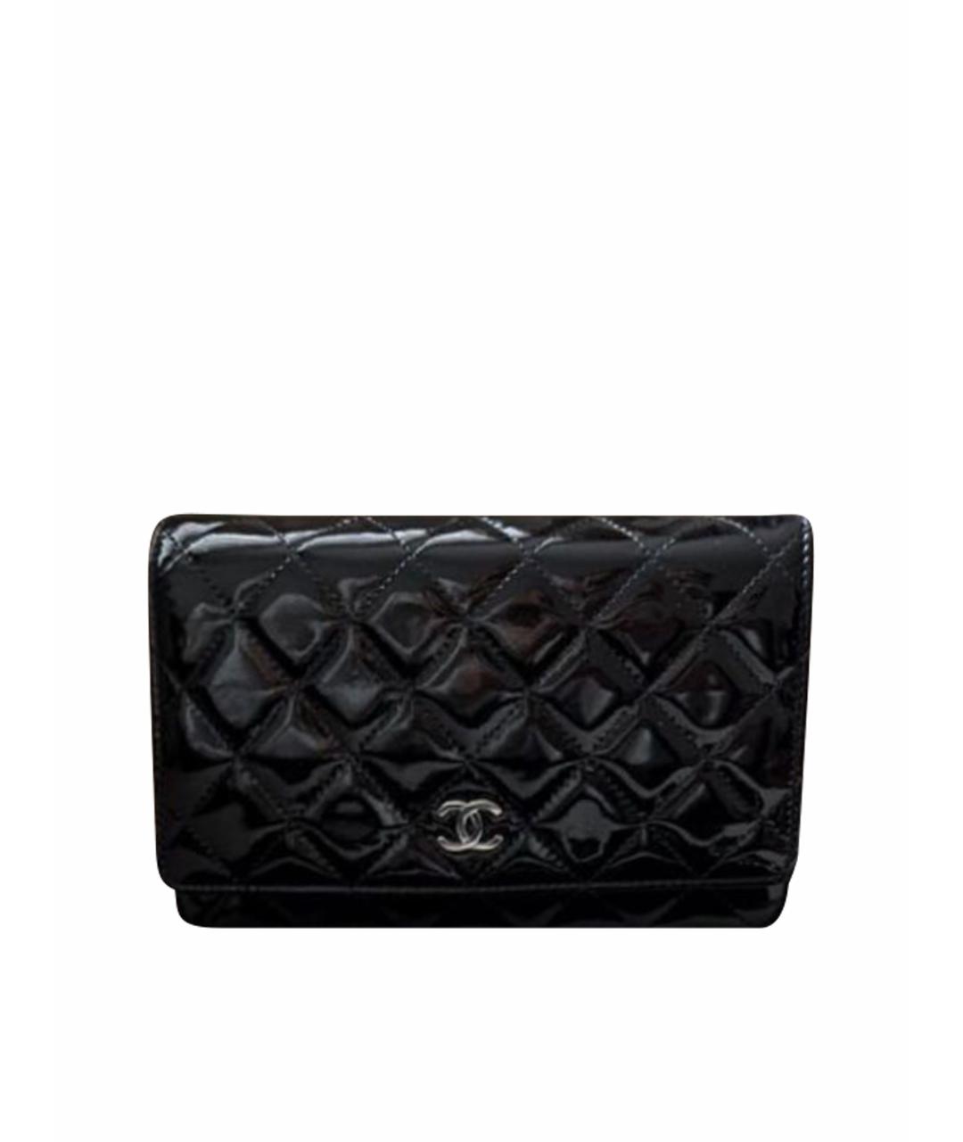 CHANEL Черная сумка через плечо из лакированной кожи, фото 1