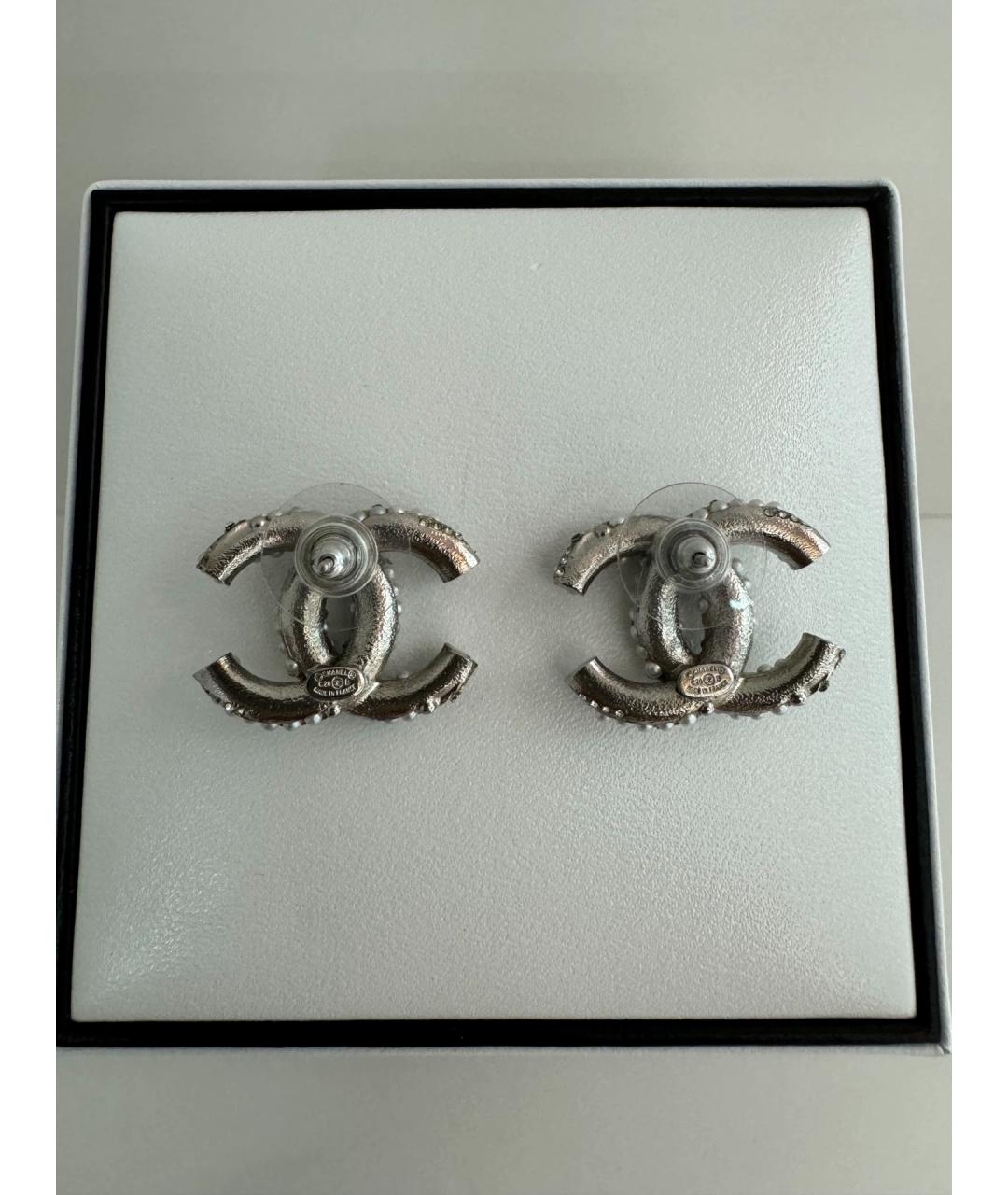 CHANEL Белые серьги, фото 2