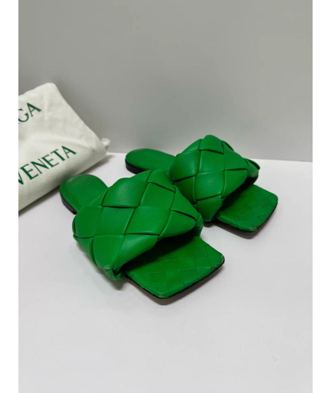 BOTTEGA VENETA Зеленые кожаные мюли, фото 5
