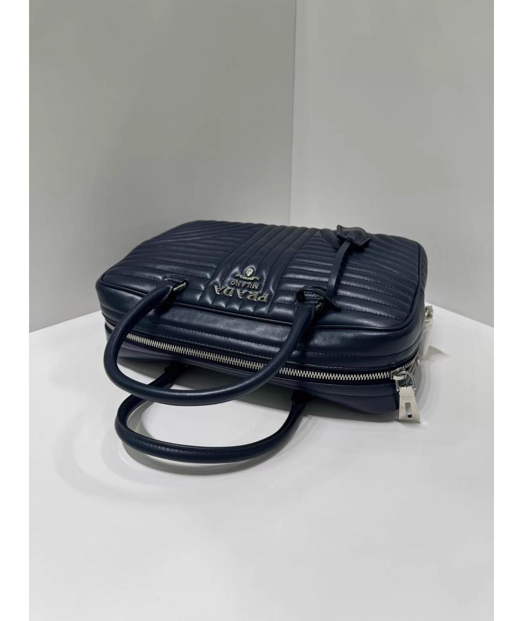 PRADA Темно-синяя кожаная сумка с короткими ручками, фото 6