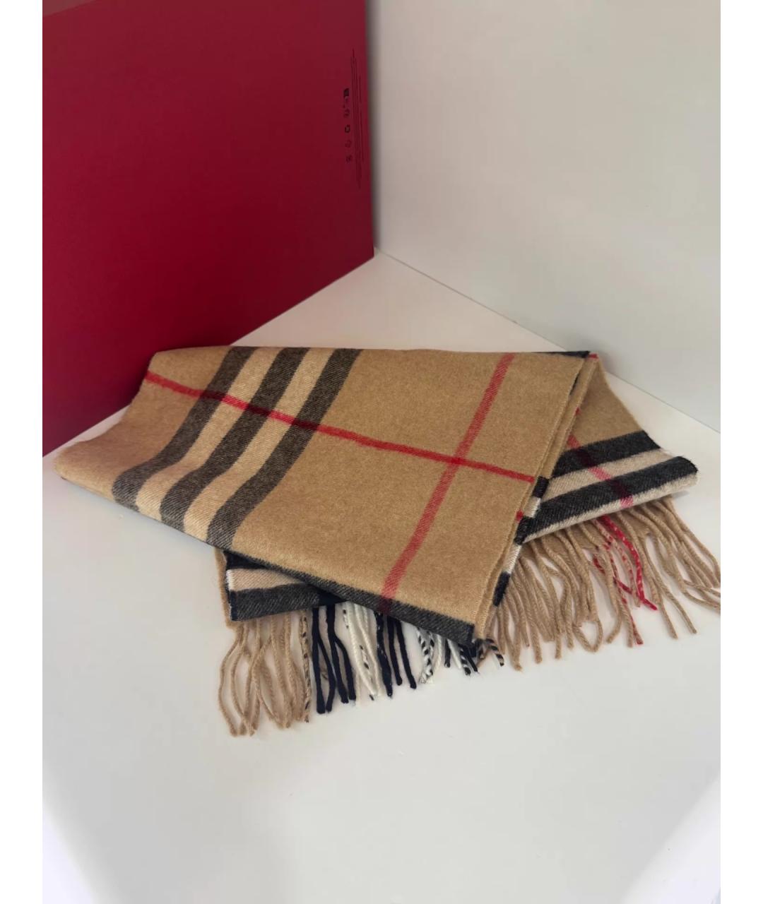 BURBERRY Бежевый кашемировый шарф, фото 3