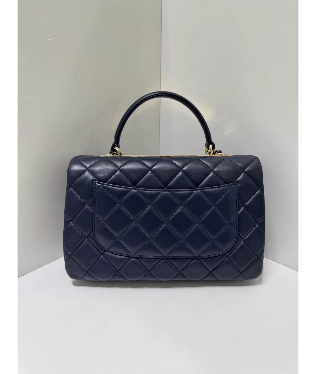 CHANEL Темно-синяя кожаная сумка с короткими ручками, фото 2