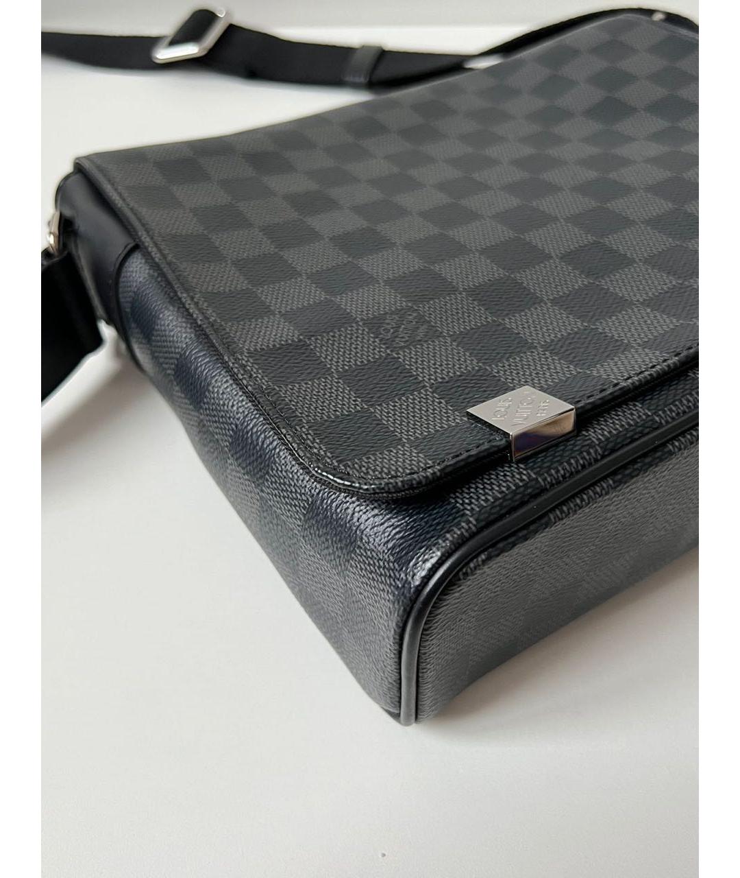 LOUIS VUITTON Черная барсетка, фото 5