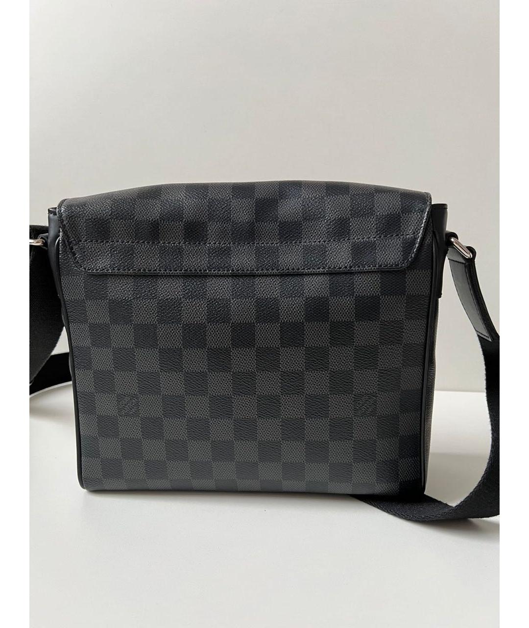 LOUIS VUITTON Черная барсетка, фото 2