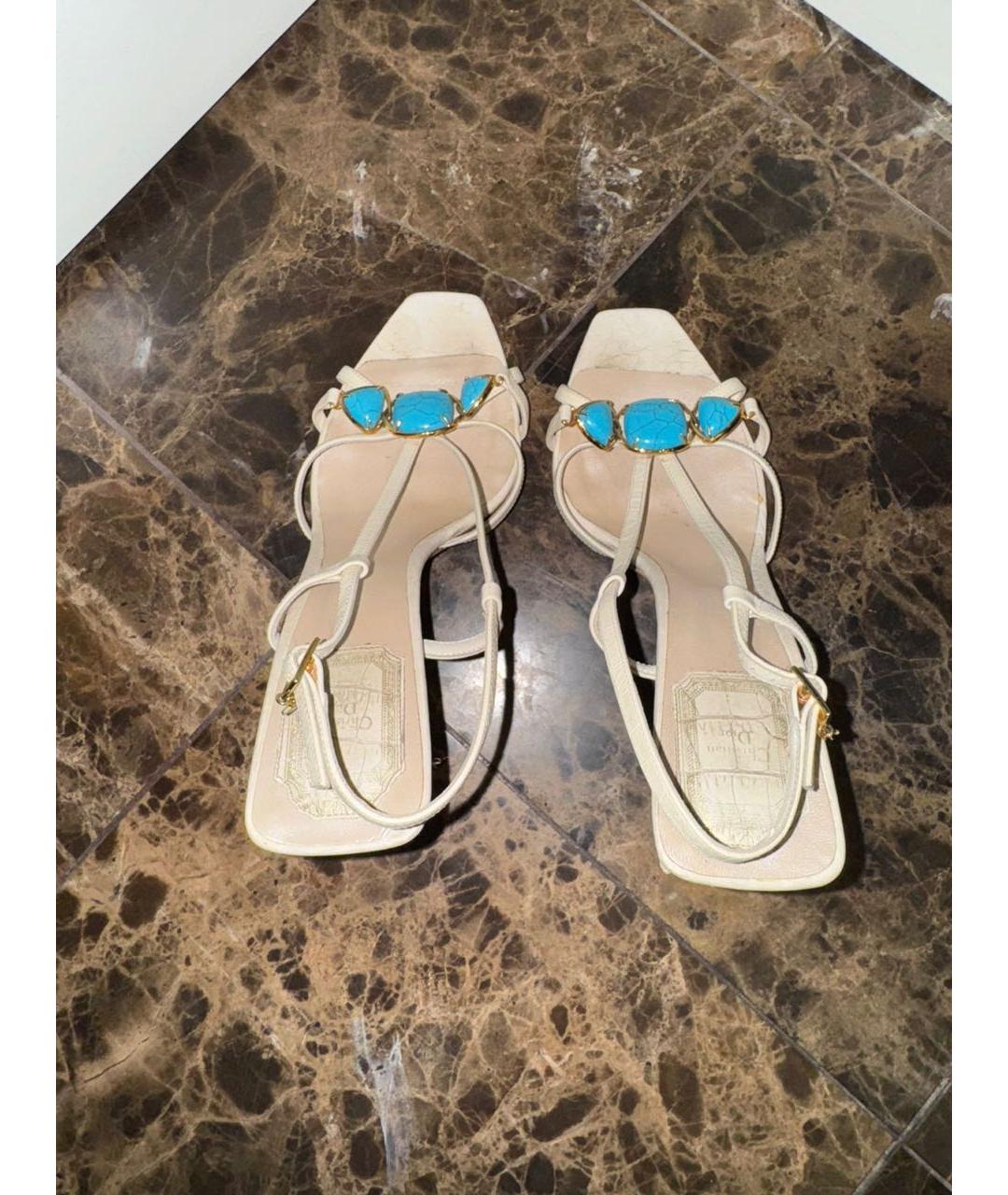 CHRISTIAN DIOR Белые кожаные босоножки, фото 3
