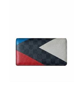 LOUIS VUITTON Кошелек