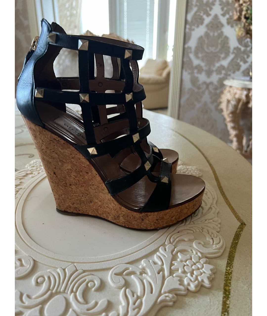 VALENTINO Черные кожаные босоножки, фото 3