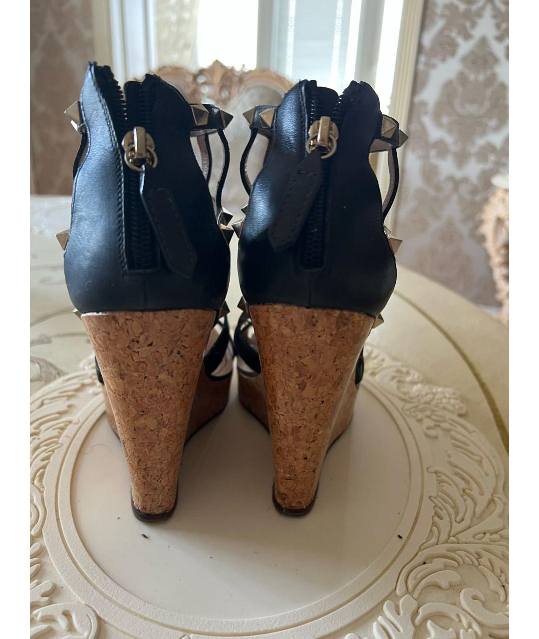 VALENTINO Черные кожаные босоножки, фото 2