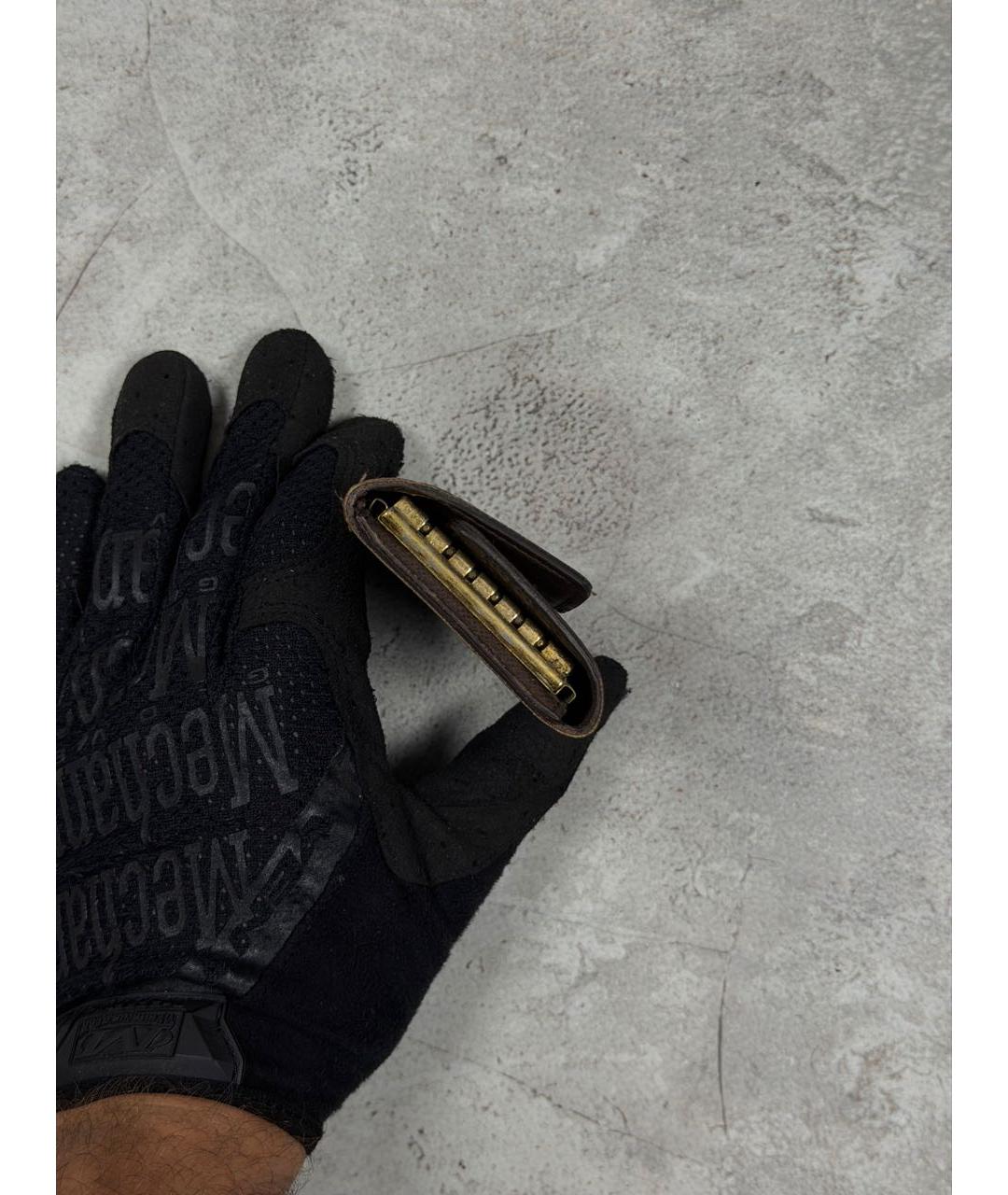 LOUIS VUITTON Коричневая ключница, фото 3