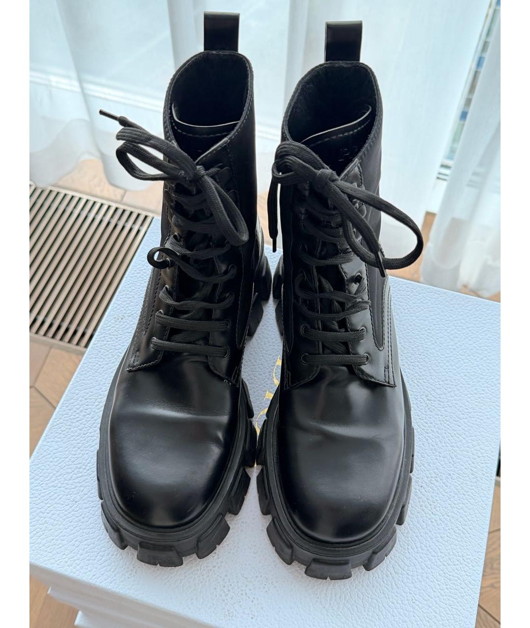 PRADA Черные кожаные ботинки, фото 2