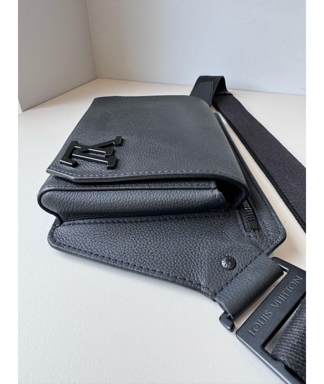 LOUIS VUITTON Черная кожаная поясная сумка, фото 4