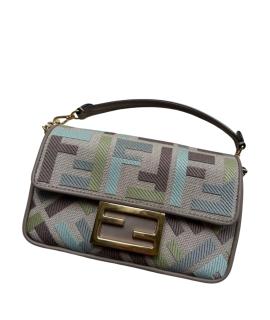 FENDI Сумка с короткими ручками
