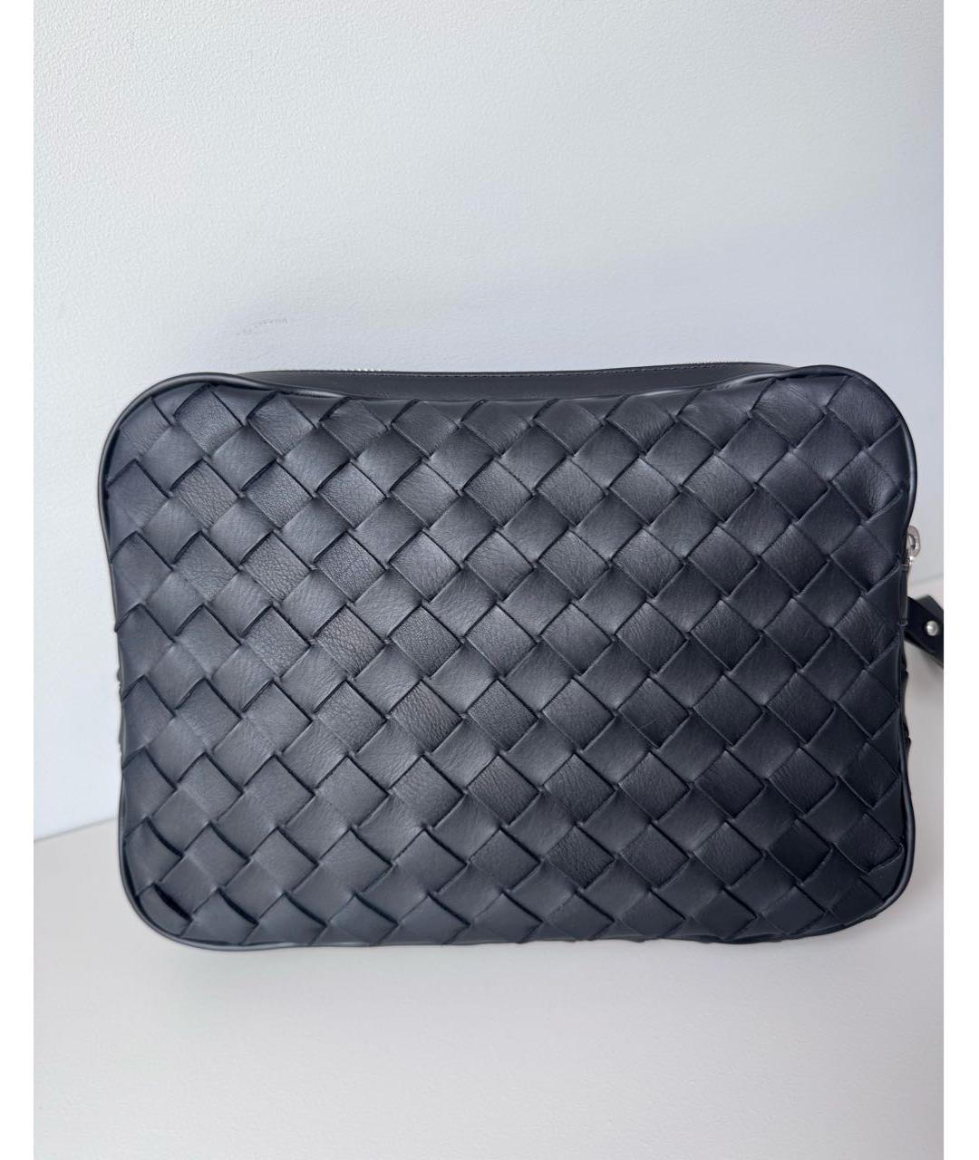 BOTTEGA VENETA Черная кожаная барсетка, фото 3