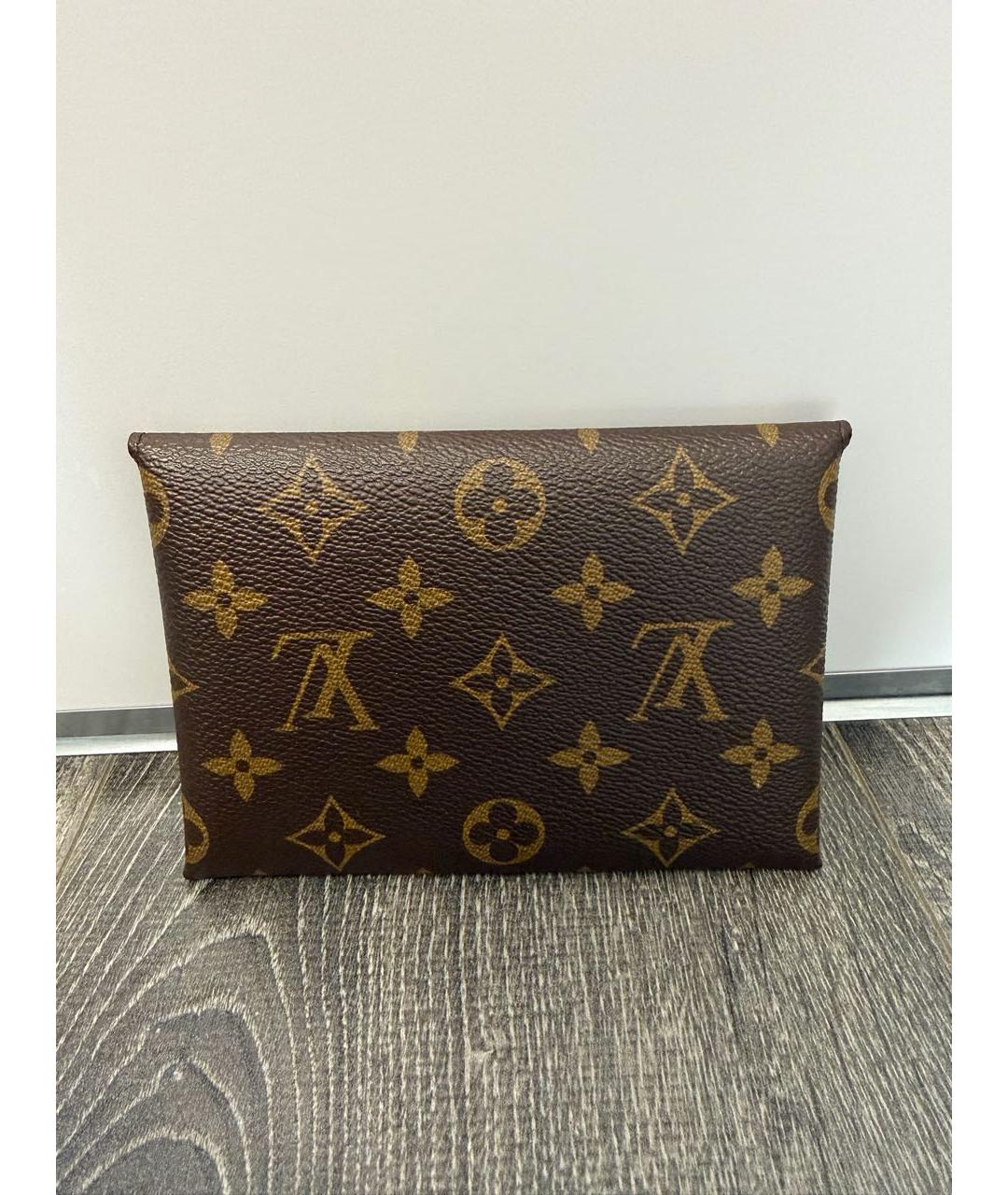 LOUIS VUITTON Коричневый кошелек, фото 3