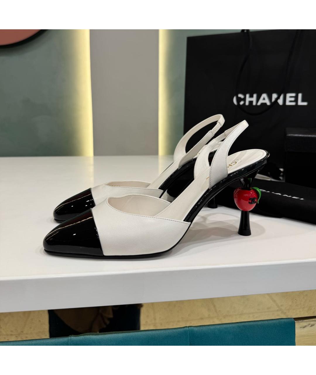 CHANEL Белые кожаные туфли, фото 5