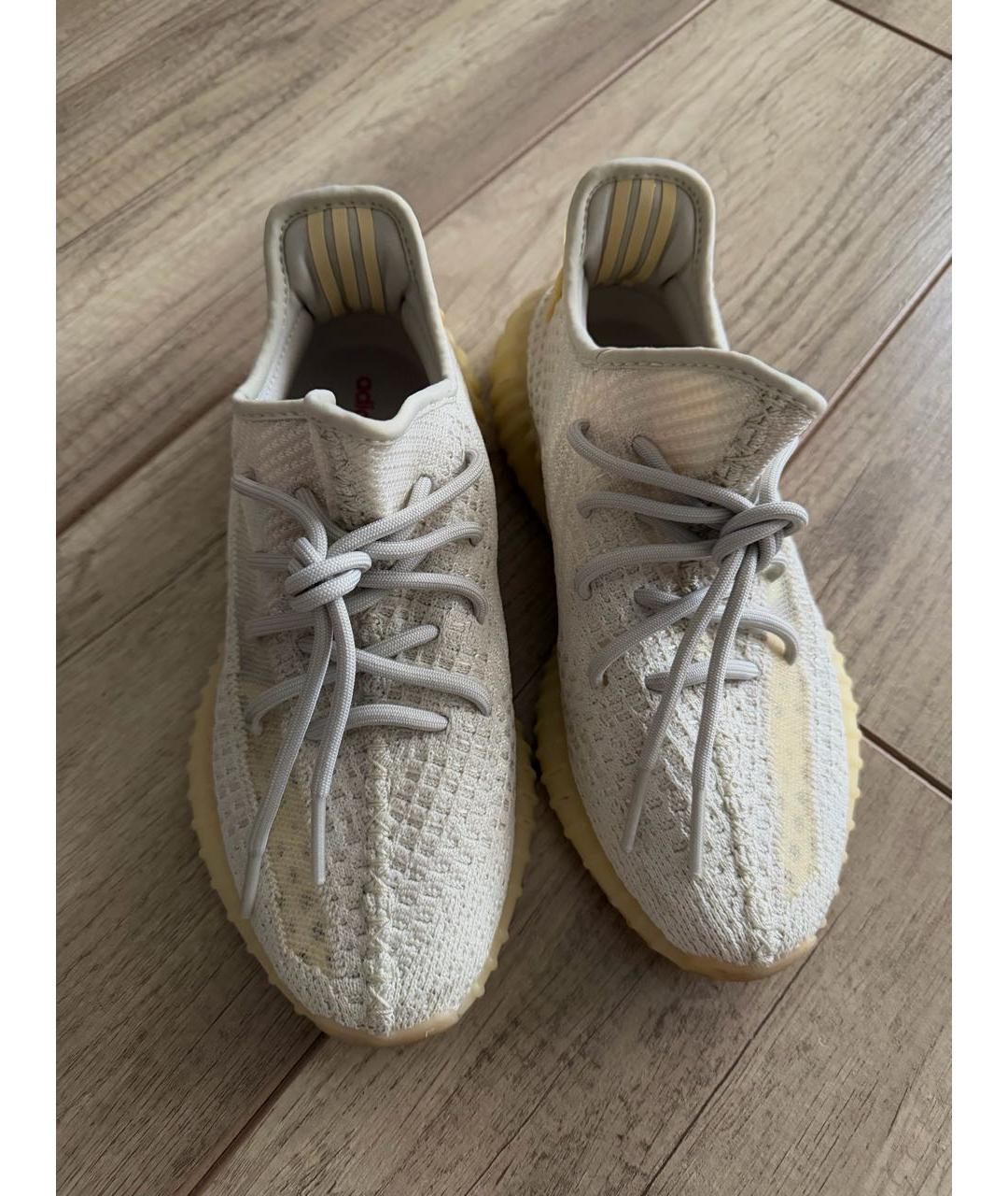 ADIDAS YEEZY Бежевые текстильные высокие кроссовки / кеды, фото 2