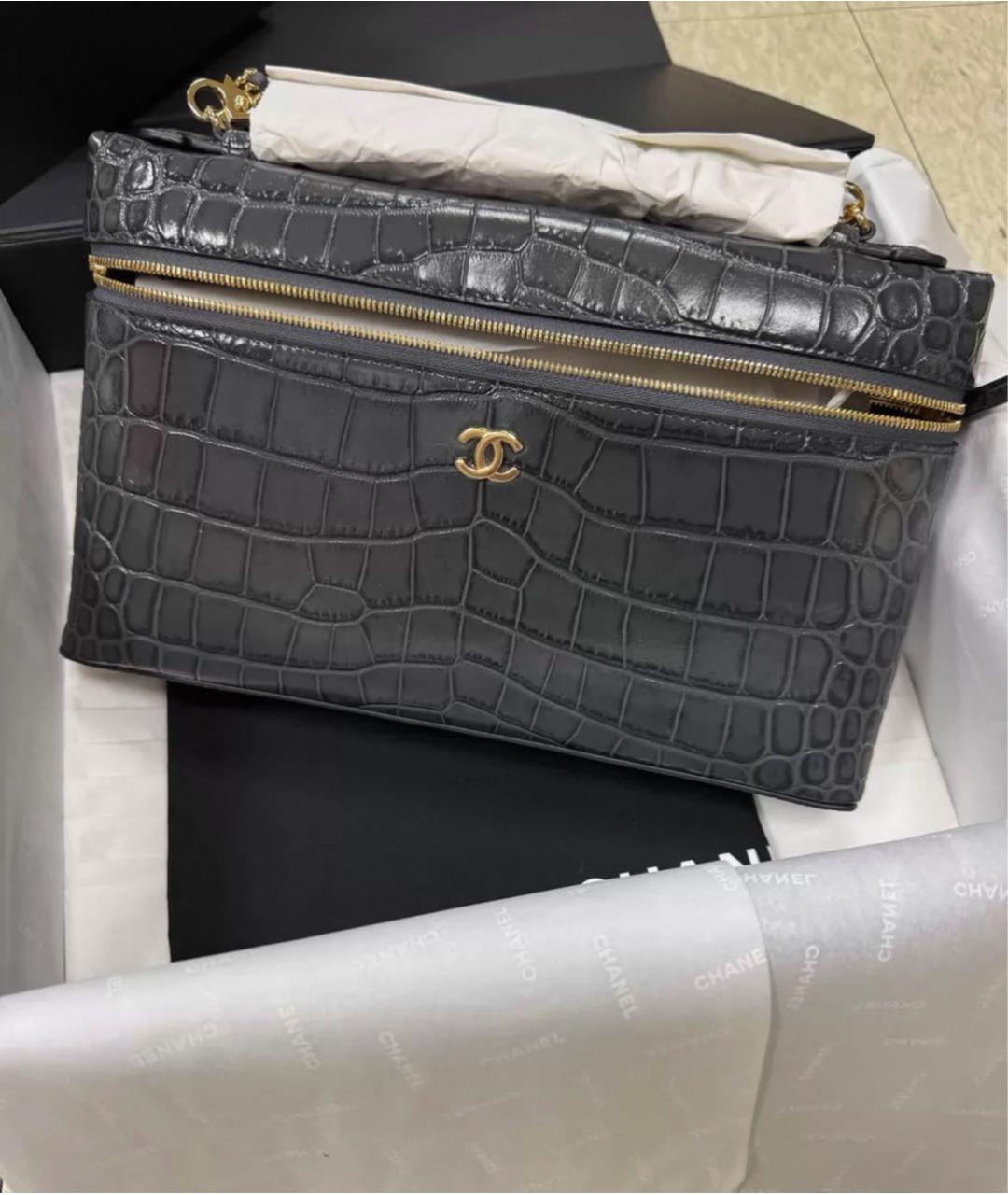 CHANEL Антрацитовая кожаная сумка через плечо, фото 3