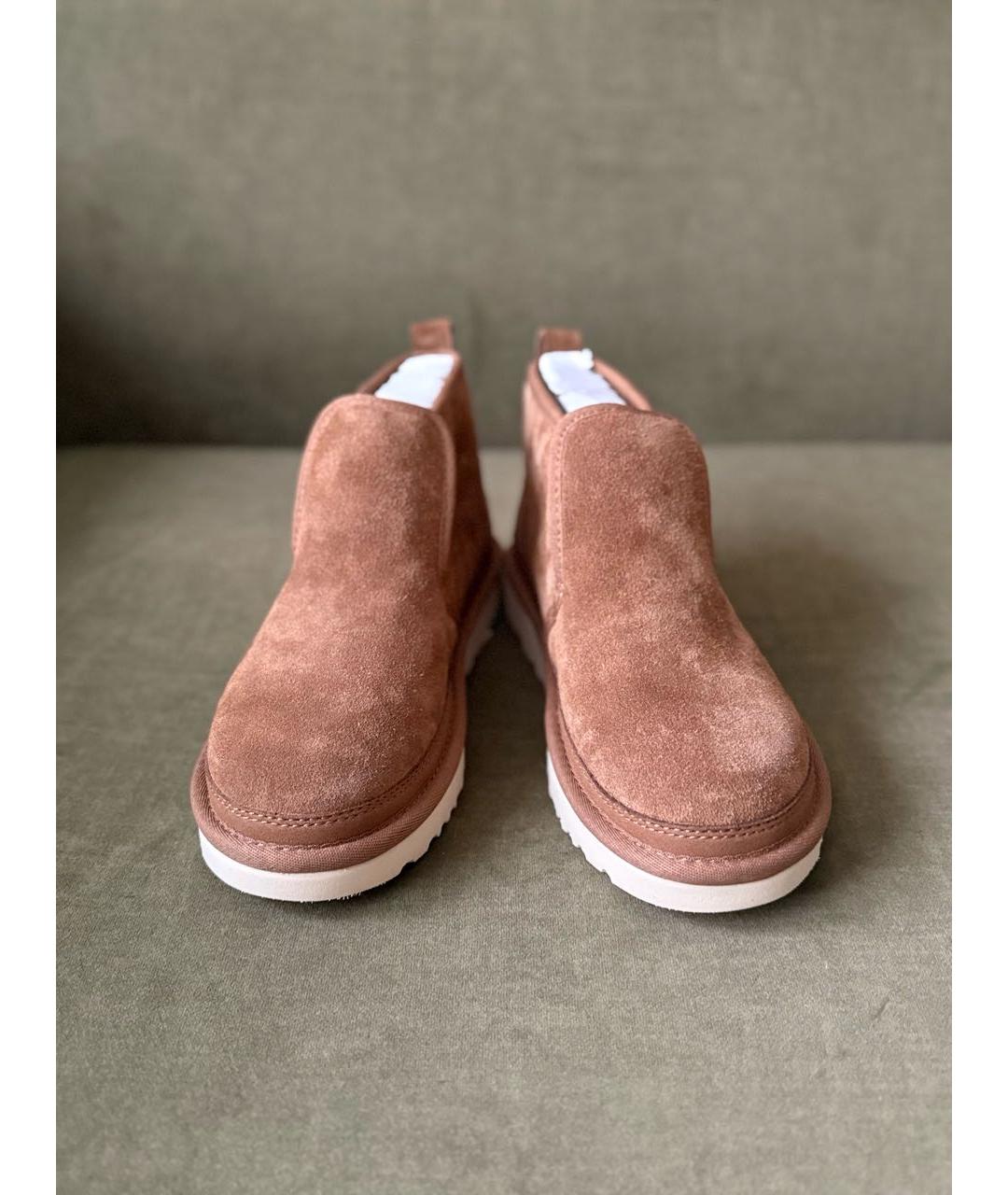 UGG Коричневые замшевые ботинки, фото 2