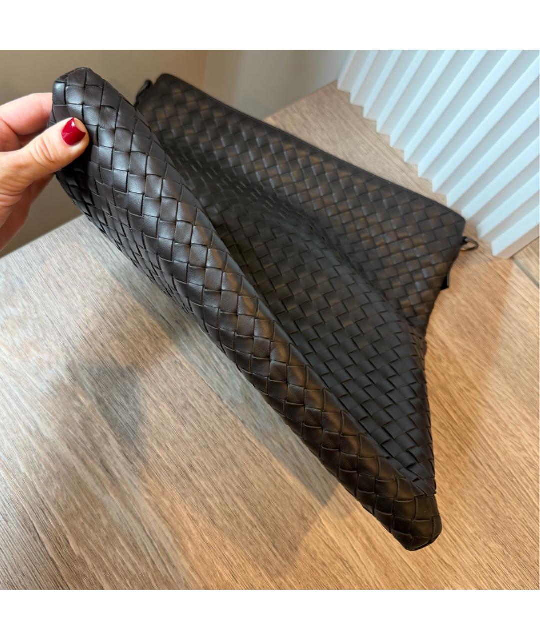 BOTTEGA VENETA Коричневая кожаная сумка на плечо, фото 6