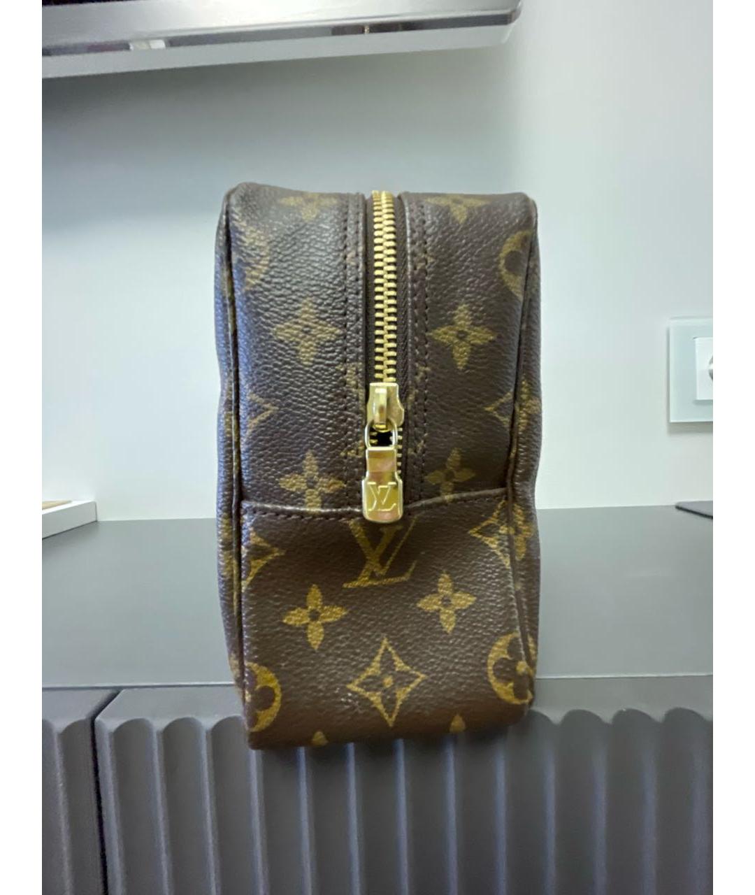 LOUIS VUITTON Коричневая косметичка, фото 2