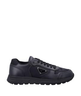 PRADA Низкие кроссовки / кеды